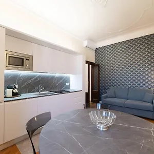  Appartamento Casa Bella 16 - 8 Min To Metro, 15 Min To Lin Airport, University Area