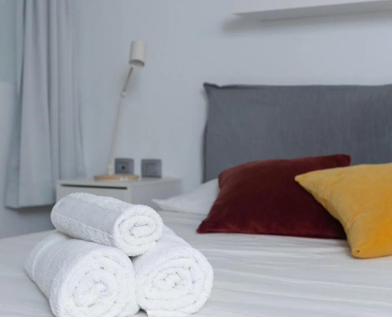 White And Brown Exclusive Loft With Terrace - Free Parking - M2 Station Apartment Milan 0*,