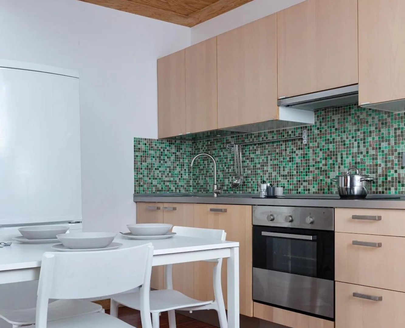 White And Brown Exclusive Loft With Terrace - Free Parking - M2 Station Apartment Milan 0*,  Italy