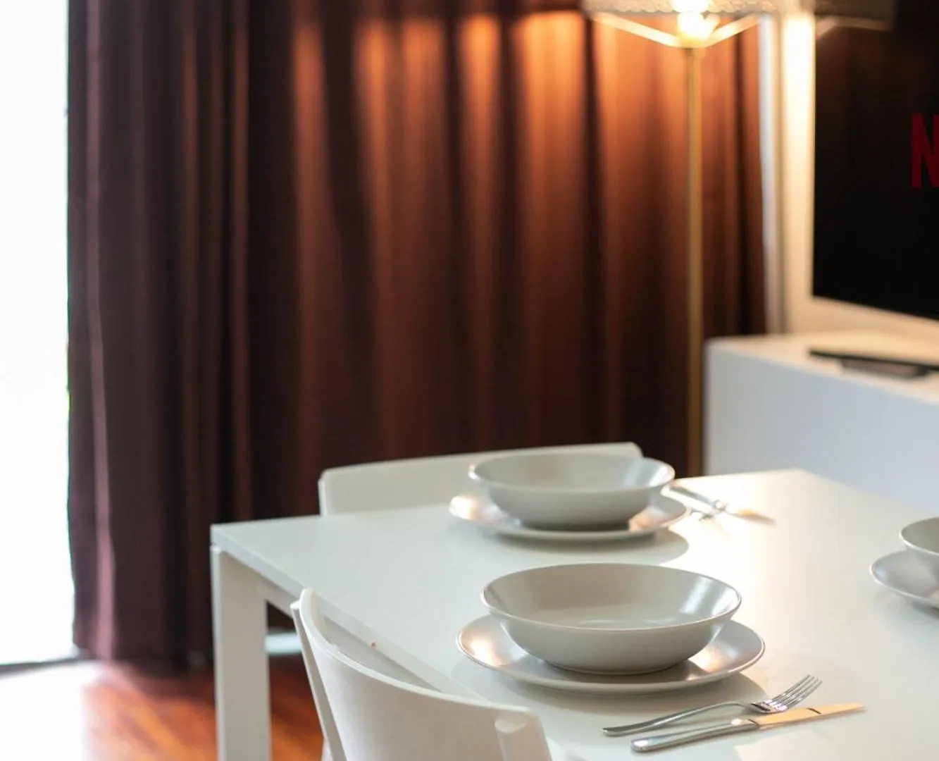 White And Brown Exclusive Loft With Terrace - Free Parking - M2 Station Apartment Milan